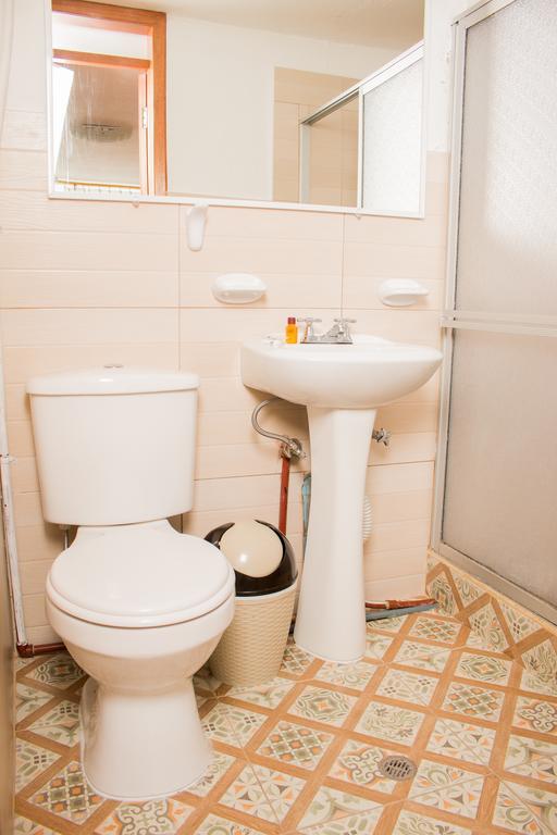 Hostal Capri キト エクステリア 写真