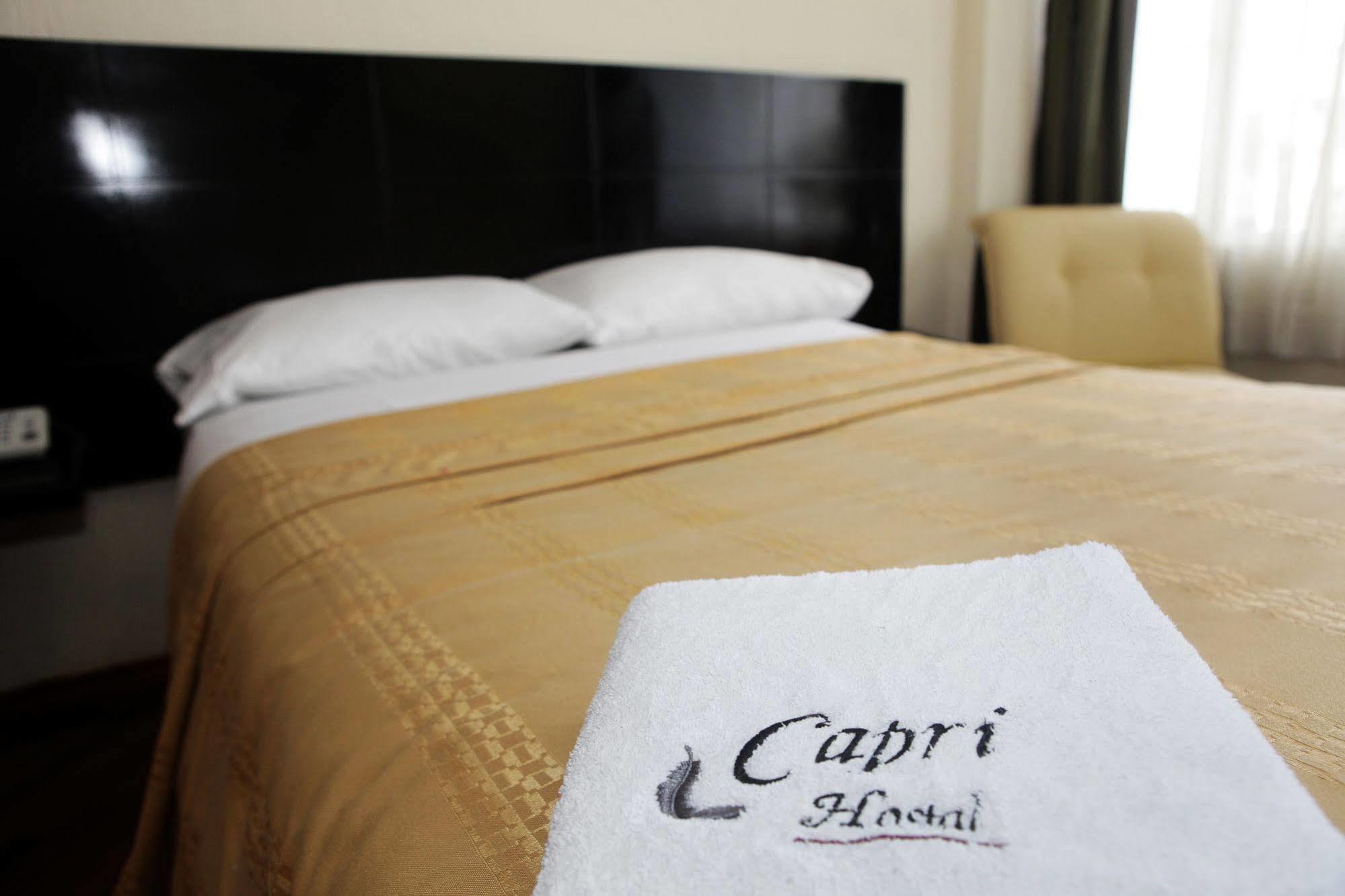 Hostal Capri キト エクステリア 写真