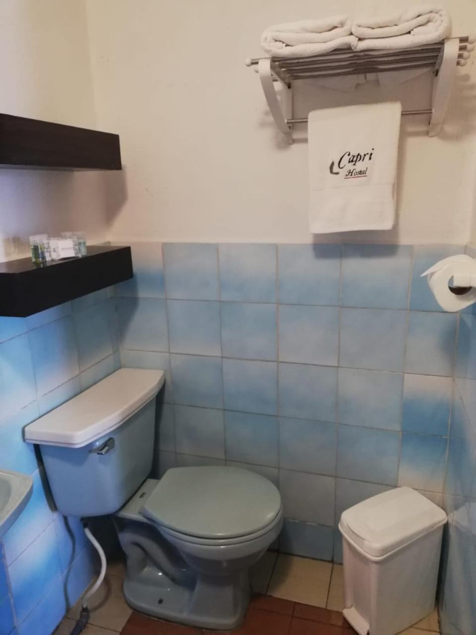 Hostal Capri キト エクステリア 写真