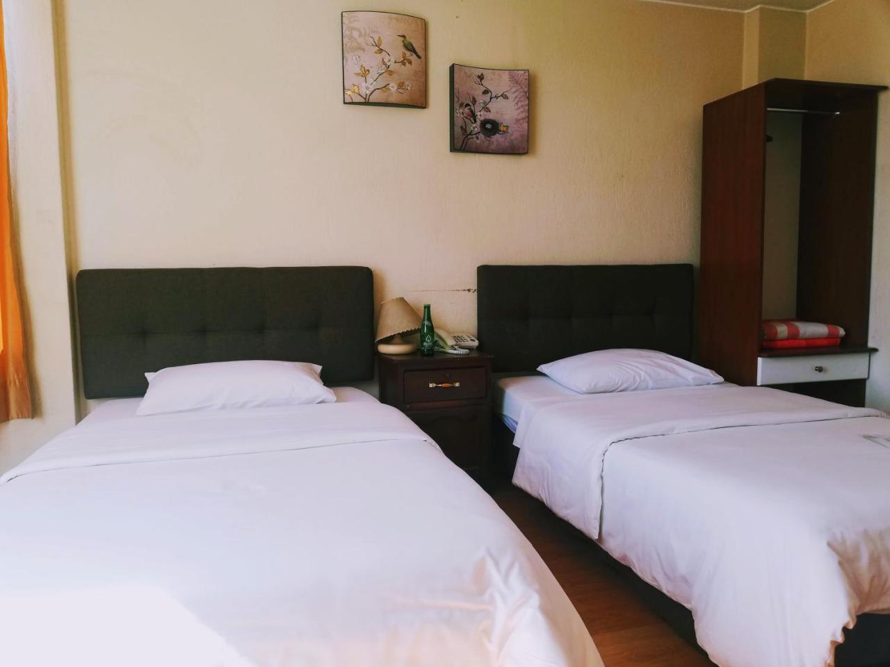 Hostal Capri キト エクステリア 写真